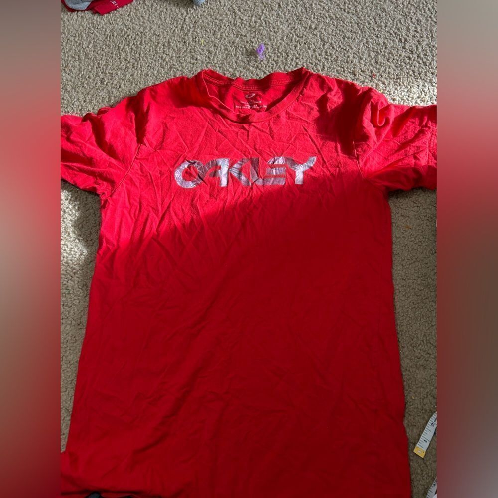 Oakley Tshirt